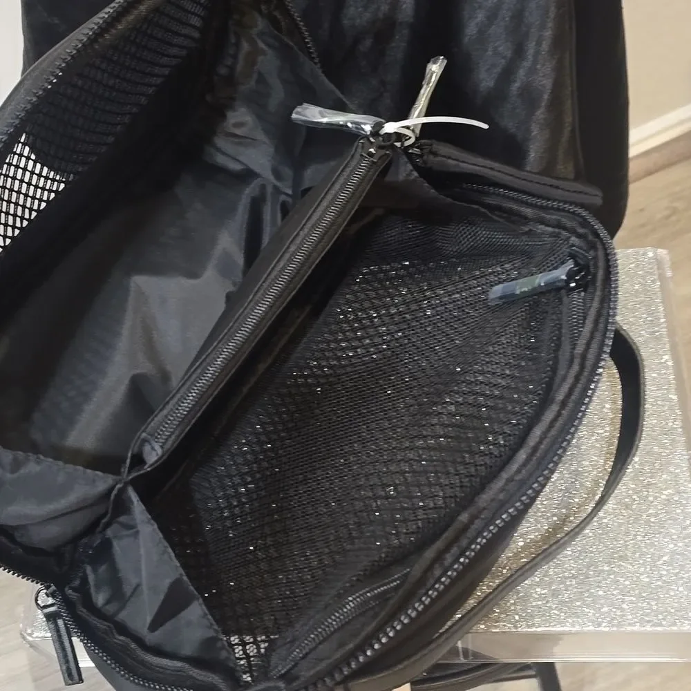 Steve Madden Logo Zip Around Mesh Soft Traincase-‎ Black